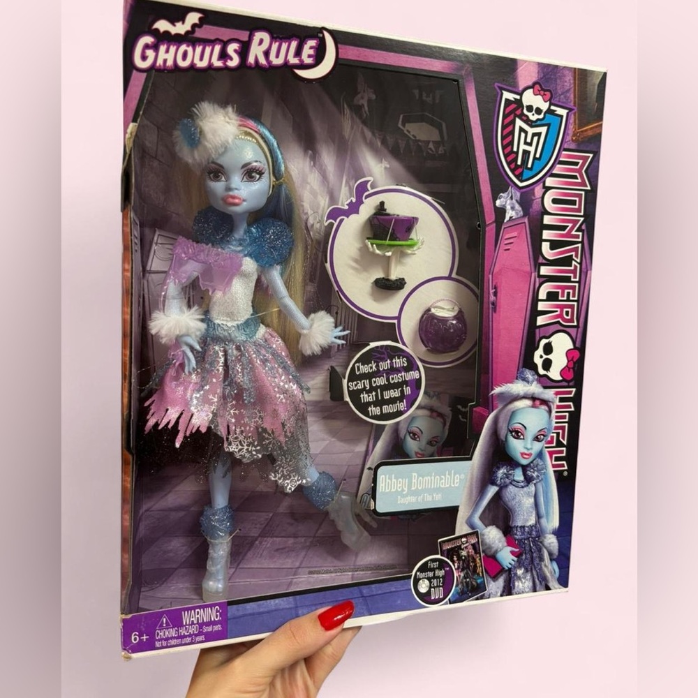 ✨NEW IN BOX MATTEL 2012 GHOULS RULE ABBEY BOMINABLE MONSTER HIGH DOLL✨